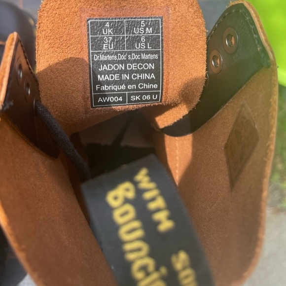 Dr Martins - Picture 3 of 3